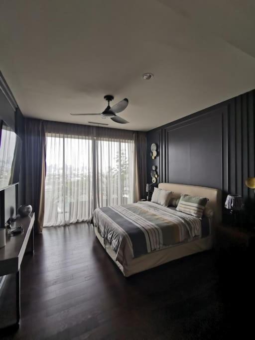 Modern Penthouse For Rent, Nirvana Kemang, * Jakarta